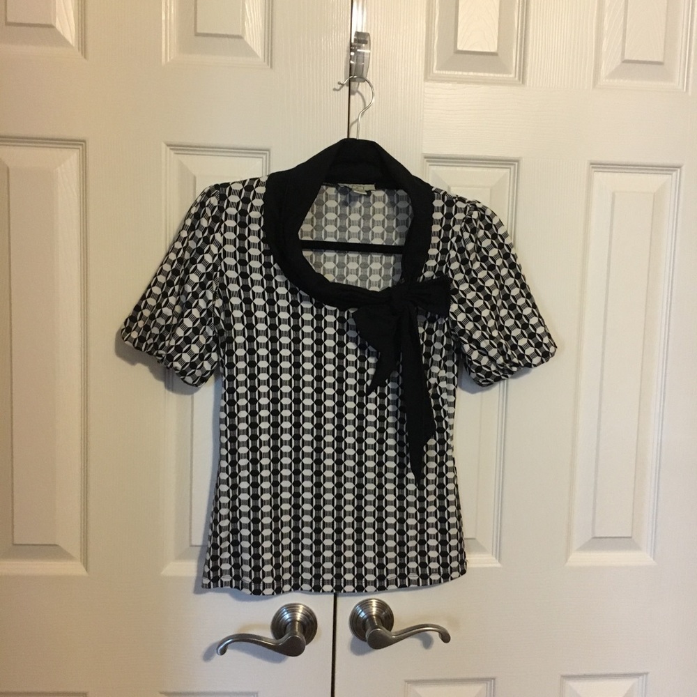 Super Cute LOFT top